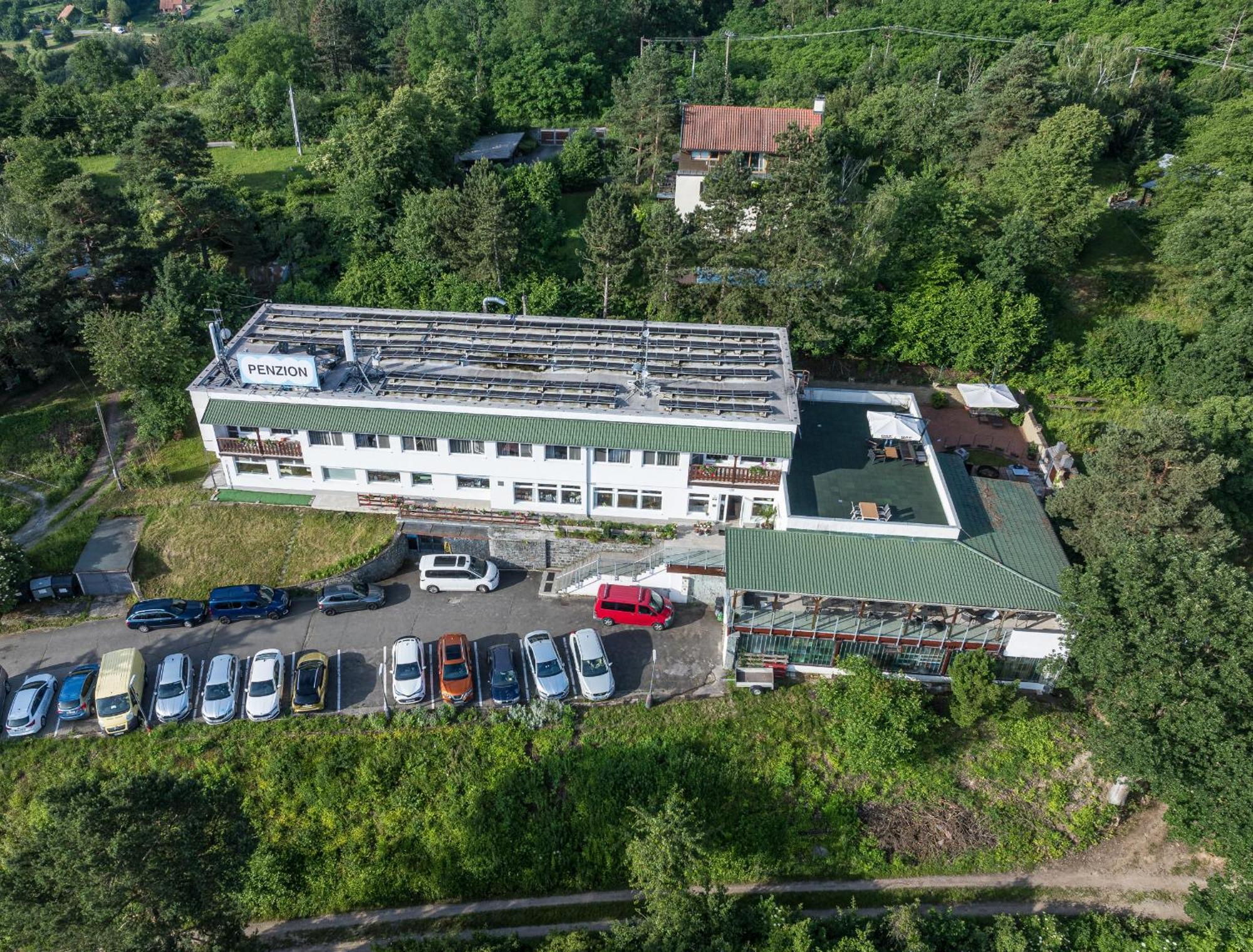 Penzion Kozi Horka U Brnenske Prehrady Brno Exteriör bild