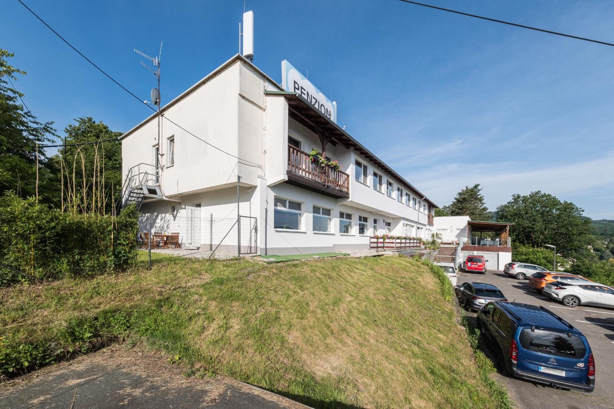 Penzion Kozi Horka U Brnenske Prehrady Brno Exteriör bild