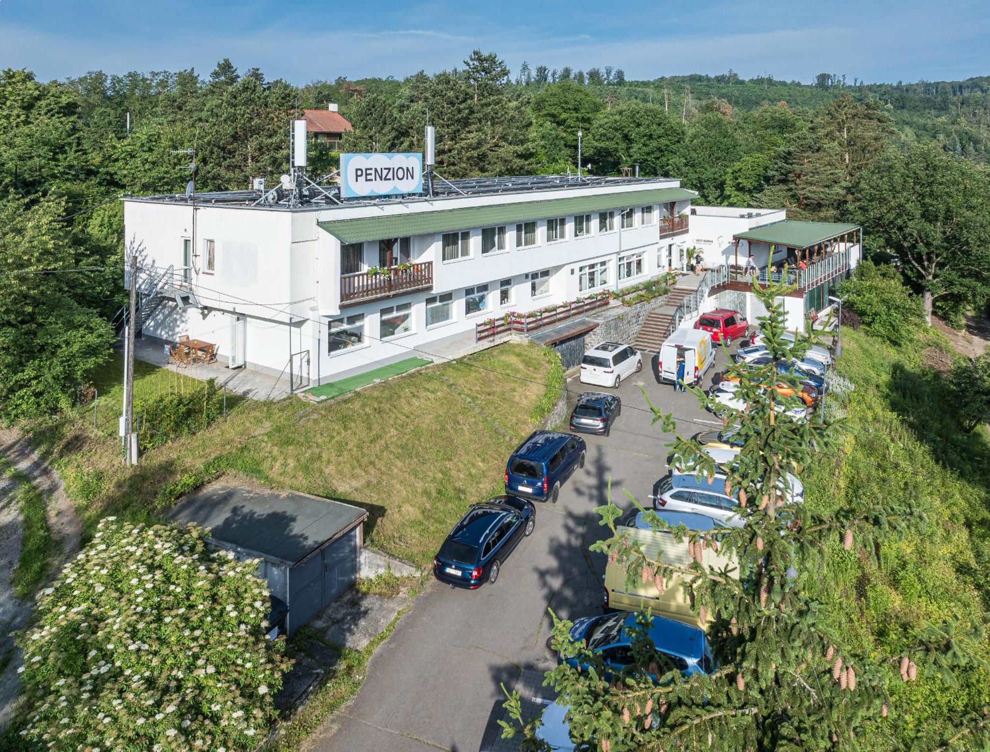 Penzion Kozi Horka U Brnenske Prehrady Brno Exteriör bild