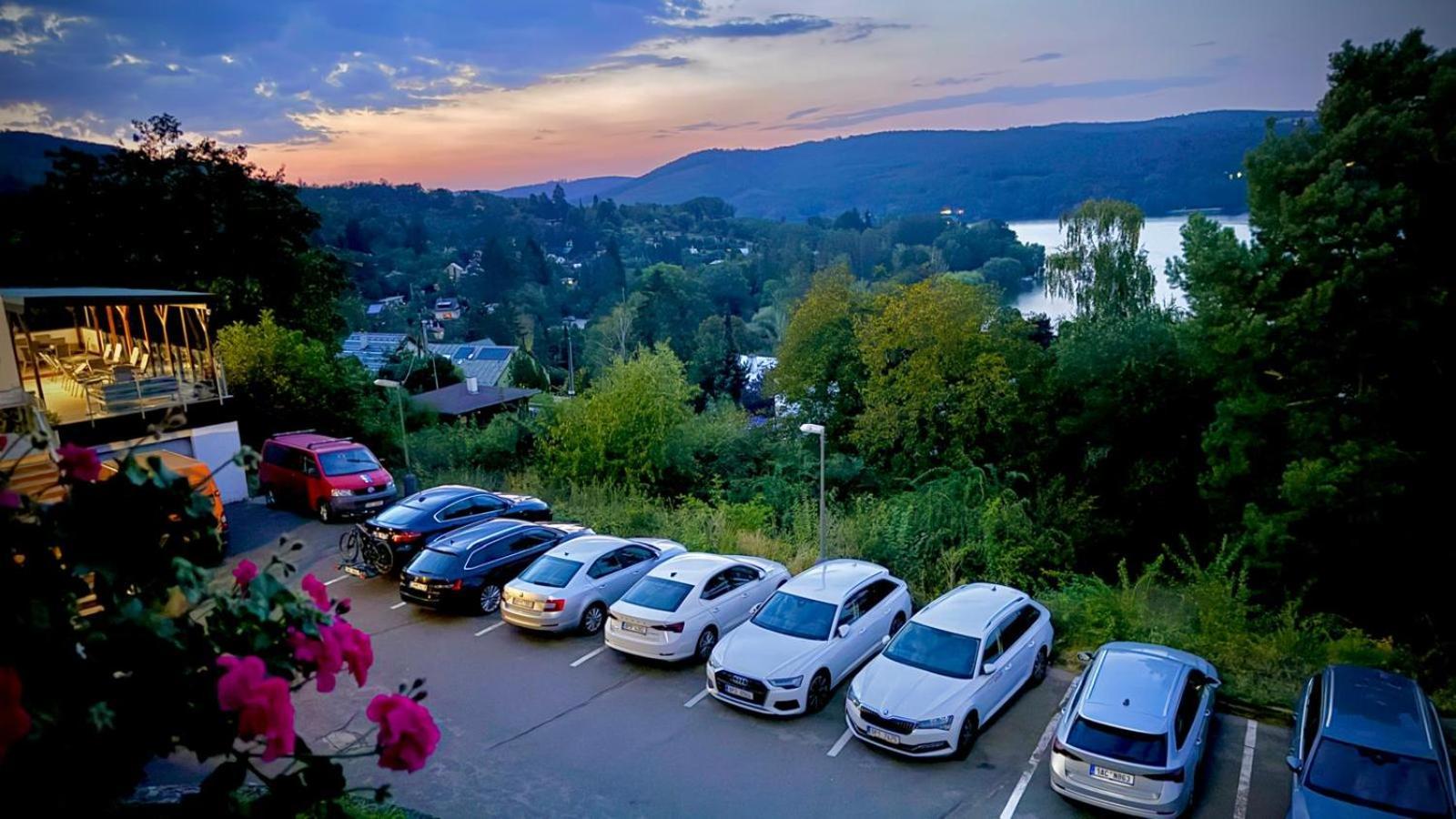 Penzion Kozi Horka U Brnenske Prehrady Brno Exteriör bild